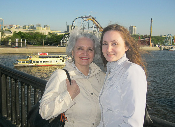 Ирина Жилавская с младшей дочерью Аленой