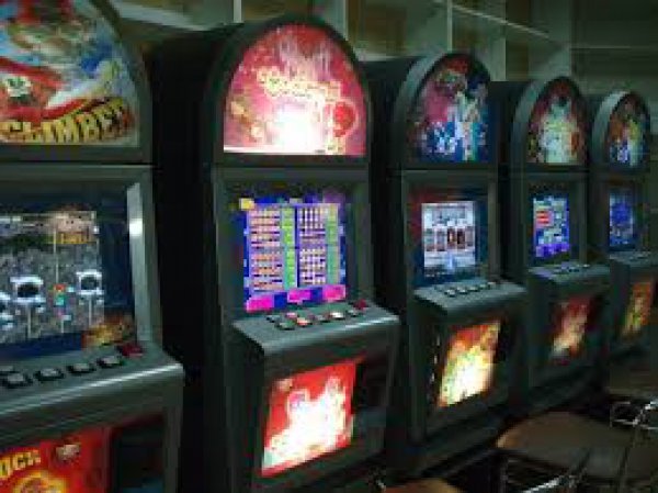 Игорное оборудование игровые автоматы слот игровые автоматы играть бесплатно 5000