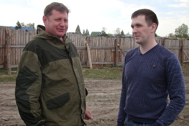 Главе района Игорю Клишину (слева) есть что обсудить с молодым предпринимателем Иваном Синкиным